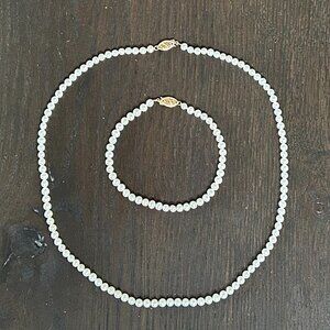 Vintage Pearl Necklace and Bracelet